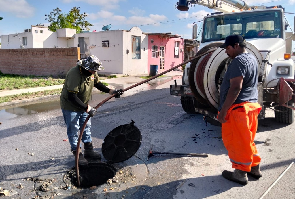 Realizó COMAPA sondeo de drenaje sanitario en distintos sectores de la ciudad